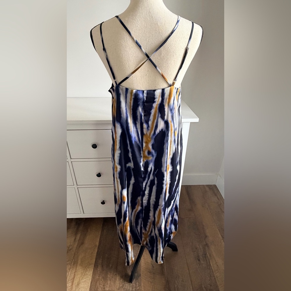 Evereve Blue and Gold Strappy Dress - Picture 4 of 5